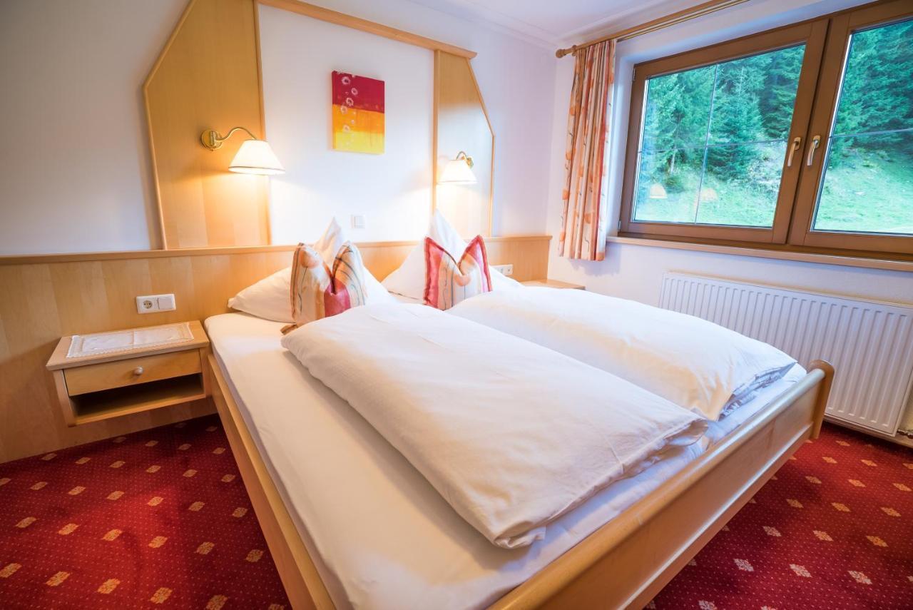 Familienzimmer mit Balkon