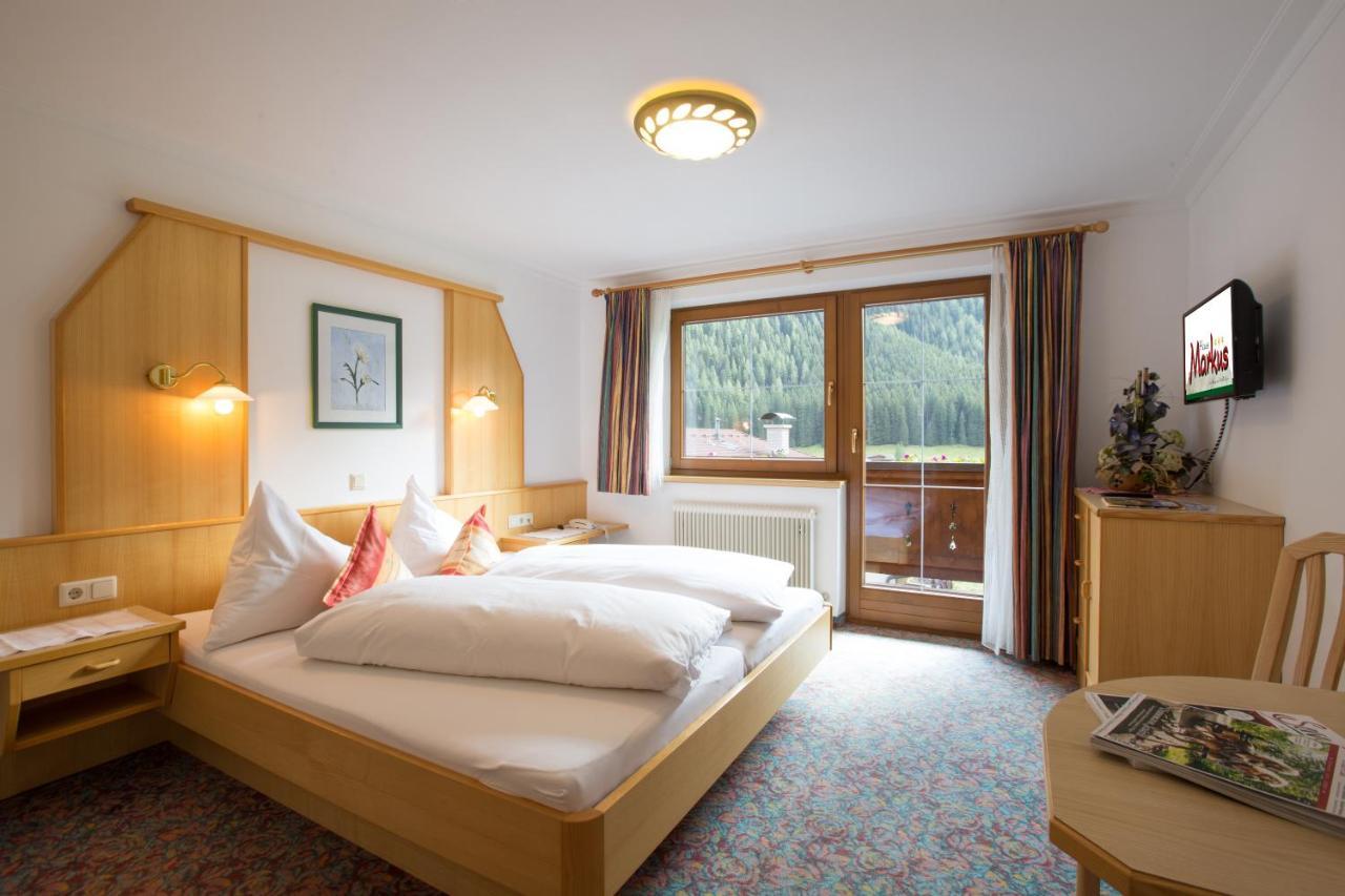 Doppelzimmer mit Balkon